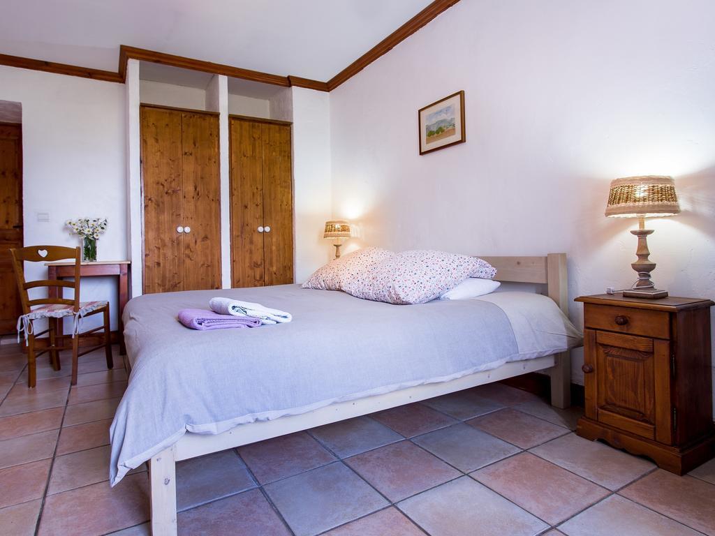 Gite-Auberge De Montvilliers Эм Экстерьер фото